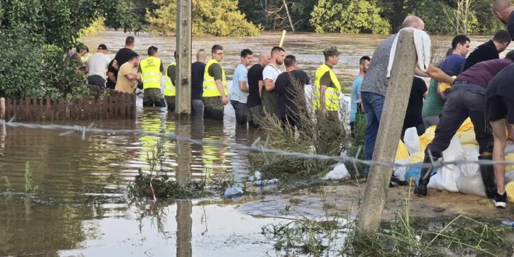 Fala przeszła przez Szprotawę. Są zniszczenia [AKTUALIZOWANY]
