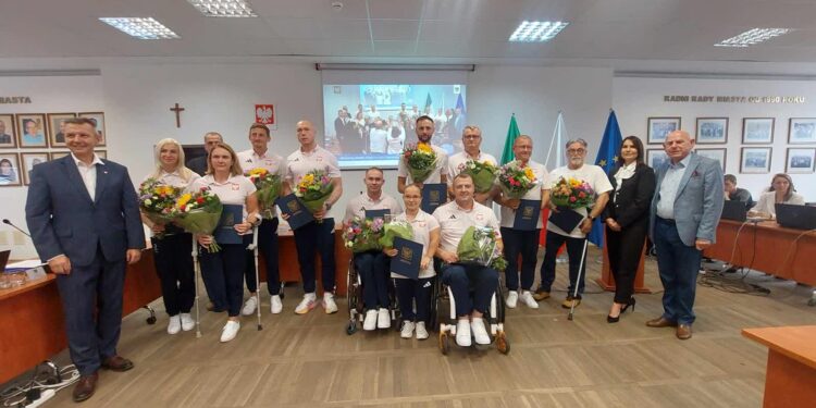 Przywitanie paralimpijczyków na medal