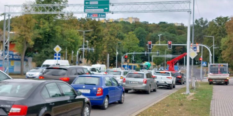 Skrzyżowanie Kosynierów – Roosevelta – Słowiańska otwarte. To koniec inwestycji