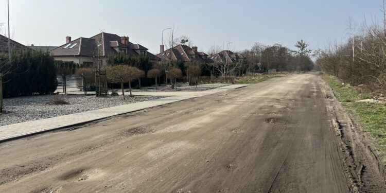 Ulice Żniwna i Brukselska do remontu