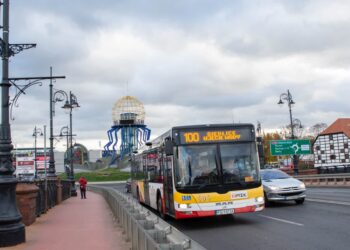 Dzień bez samochodu, czyli komunikacja miejska za darmo
