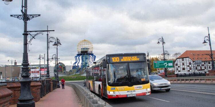 Dzień bez samochodu, czyli komunikacja miejska za darmo
