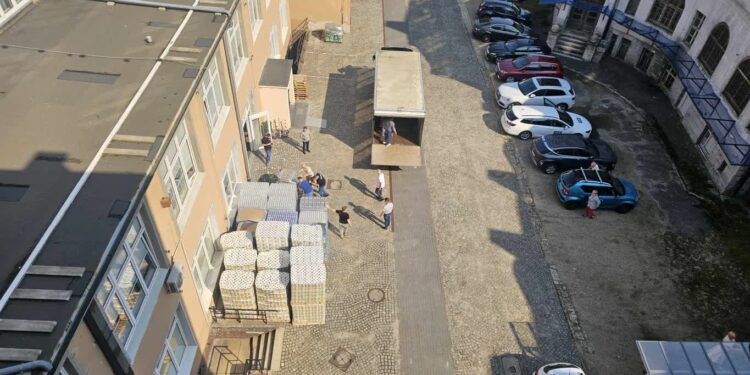 Miejskie spółki zaangażowane w pomoc powodzianom