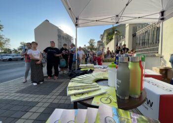 Wymienili bilety na miejskie gadżety