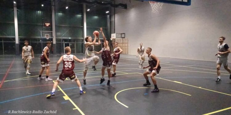 Sparringowa porażka Kangoorów