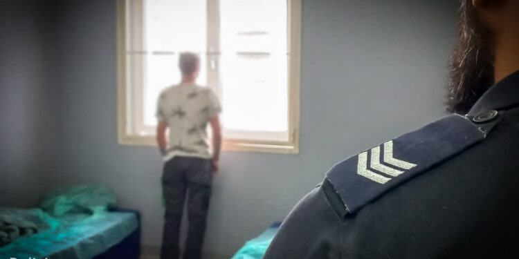 Pijany, poszukiwany, z dożywotnim zakazem. 26-latek zatrzymany