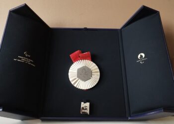 Kup medal, pomóż Anastazji