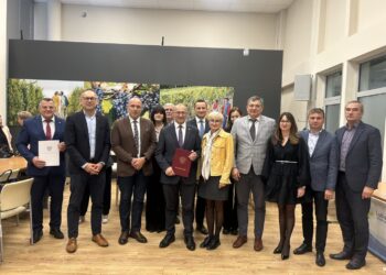 Do lubuskich samorządów trafiają kolejne pieniądze na remonty dróg