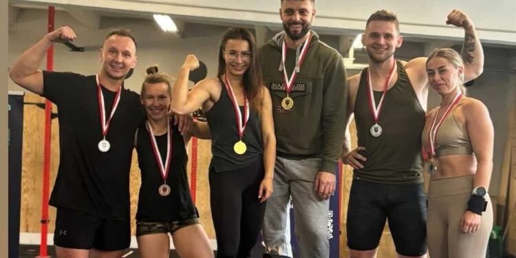 Pasja i rywalizacja. Dwudniowe zawody w Hard-fit