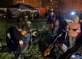 Niepodległościowe OgniskoBlokowisko na Piaskach