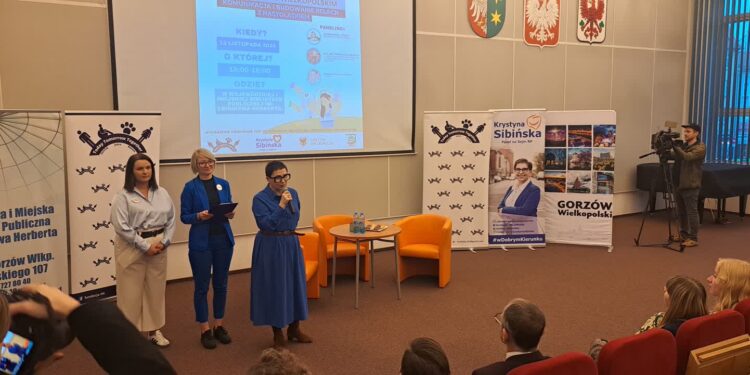 Jak zadbać o zdrowie psychiczne nastolatków? Tłumaczą eksperci