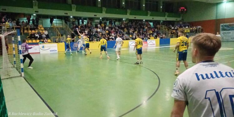 Stal uciekła spod topora