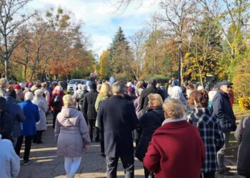 Wjazd w Żwirową otwarty