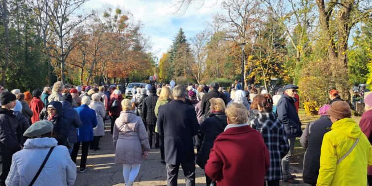 Wjazd w Żwirową otwarty
