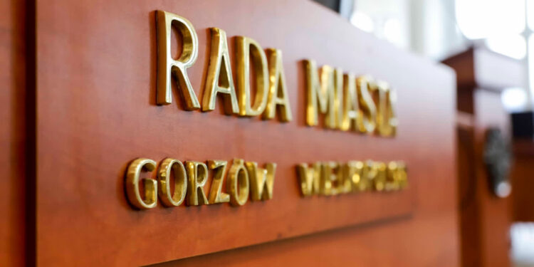 Dlaczego radni PiS nie zagłosowali w sprawie Stali Gorzów?