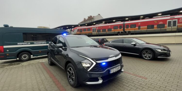 Nowy radiowóz Inspekcji Transportu Drogowego