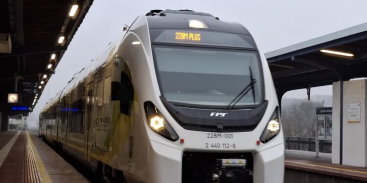 Nowy szynobus zaprezentowany. Będzie kursował do Poznania