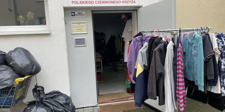 Pierwszy miesiąc z nowymi zasadami segregacji odzieży