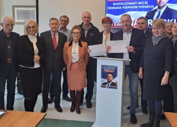 Ruszyło zbieranie podpisów poparcia dla Nawrockiego