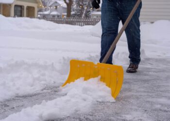 Straż miejska przypomina o odśnieżaniu chodników