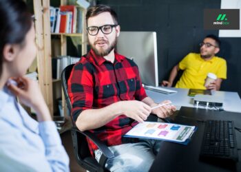 Outsourcing IT w różnych branżach – czy sprawdzi się w twojej?