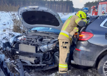Sześciu poszkodowanych w wypadku koło Prądocina
