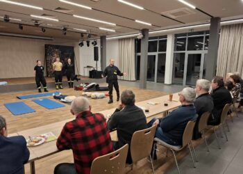 Walczą ze strachem przed defibrylatorem