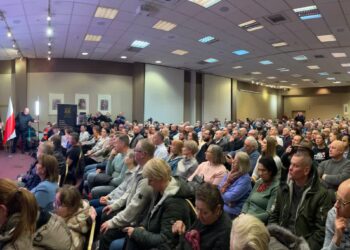 Grzegorz Braun spotkał się z wyborcami w Gorzowie