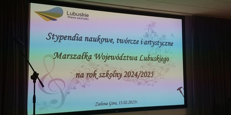 Lubuscy uczniowie i studenci otrzymali stypendia