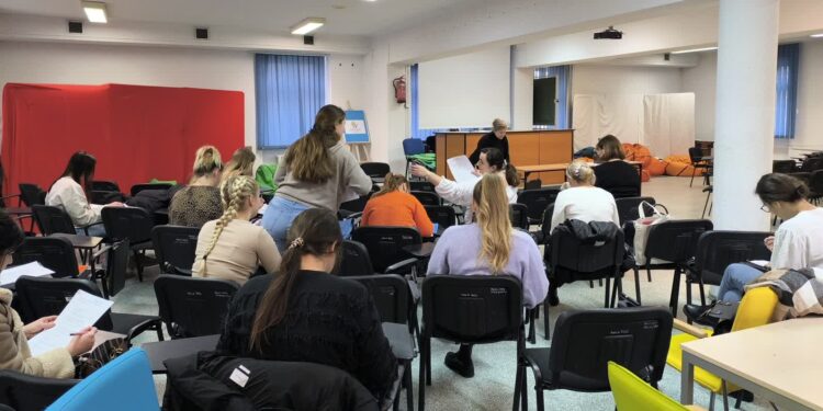 Trwają egzaminy na AJP