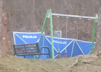 Ciało znalezione na boisku SP 6 w Gorzowie