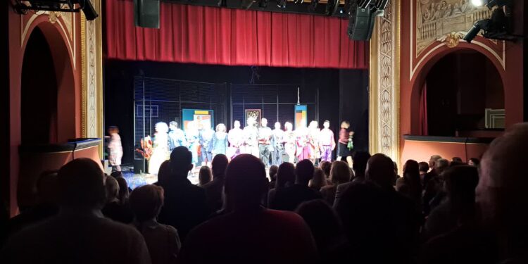 „Ferdydurke” w gorzowskim teatrze. Po premierze owacje na stojąco