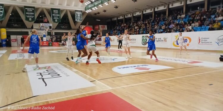 Ostatnia Prosta: koszykówka, siatkówka, piłka wodna, inne