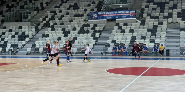 Młodzi piłkarze walczą o puchar i awans do Gorzów Cup