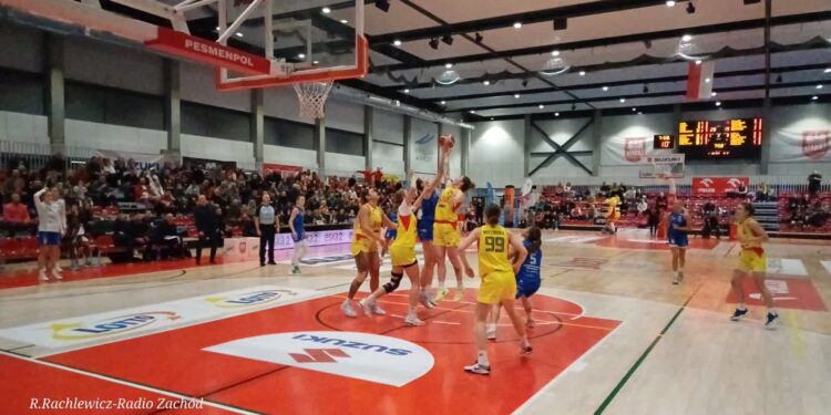 AZS po „bitwie”, Ślęza po „spacerku”. Kto wygra pólfinały?