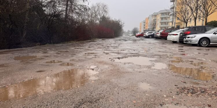 Nowy asfalt i miejsca dla aut. GIM bierze się za małe inwestycje