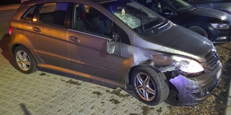 Potrącił kobietę i uciekł. Kryminalni zatrzymali kierowcę