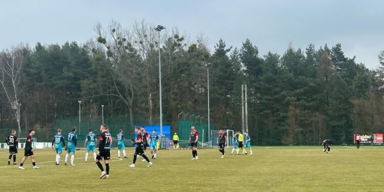 Warta wraca z Katowic z punktem