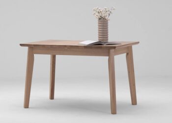 Jak wybrać nowoczesny stół do jadalni?