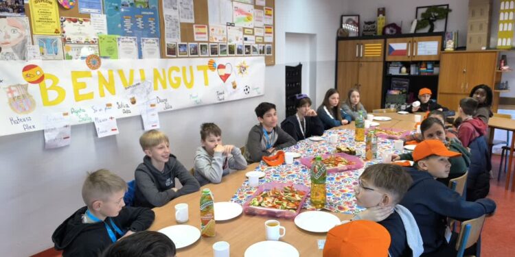 Uczniowie z Hiszpanii poznają Gorzów