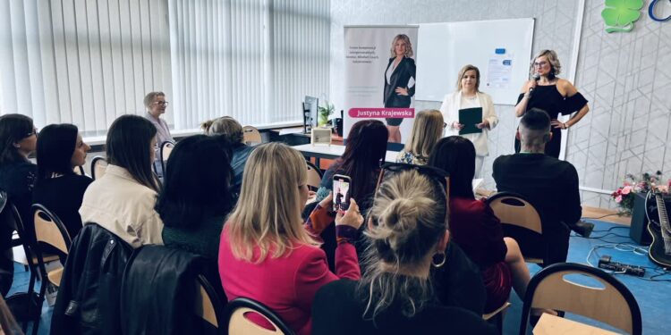 III Ogólnopolska Konferencja „Odporność psychiczna w dobie hejtu”