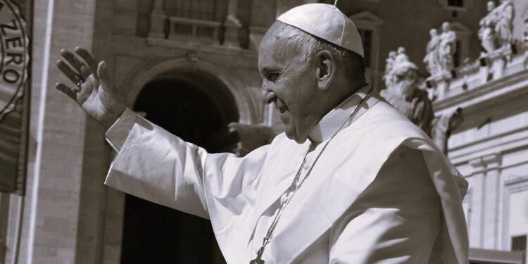 Andrzej Sapieha: Franciszek stawiał na ewangelizację i synodalność