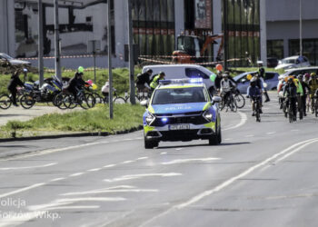 Sezon na rowery oficjalnie otwarty. Policja apeluje o uwagę