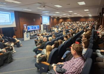 Pociągi, autobusy, tramwaje i samochody ciężarowe. W akademii o logistyce