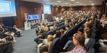 Pociągi, autobusy, tramwaje i samochody ciężarowe. W akademii o logistyce