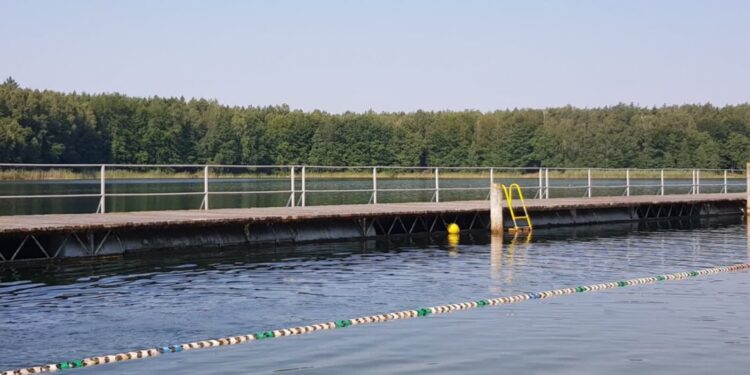 Wejście na plażę w Nierzymiu w tym roku też za darmo