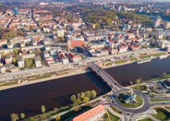 Rok od wyborów samorządowych. Opinie mieszkańców i włodarzy