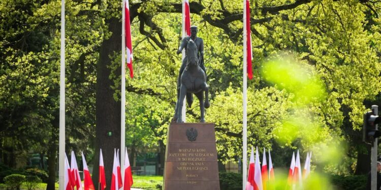 Gorzowski magistrat przypomina o majowych świętach