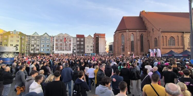 Sławomir Mentzen na gorzowskim Starym Rynku