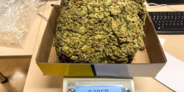 Kilogram marihuany w zderzaku. 28-latek zatrzymany